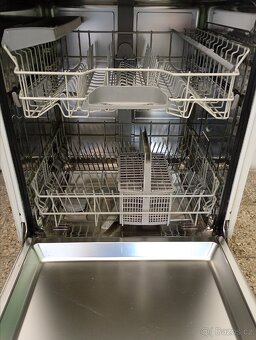 Myčka nádobí Siemens podstavná - 3