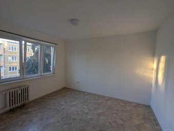 Pronájem bytu 2+1, M. Švabinského 616, Bílina - 3