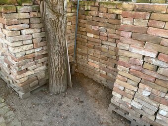 Prodám staré pálené cihly - 3