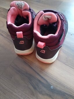 Prodám dětské boty vel 30 - 3