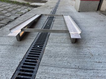 Nerezový nájezd - 3