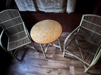 Starožitný nábytek - 3