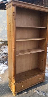 Celomasivní regál - knihovna s šuplíkem - 3
