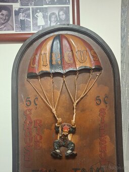 Dřevěný (obraz) klaun na padáku - 3