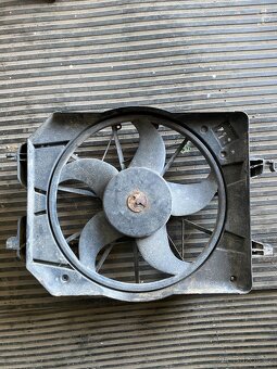 Ford Escort - chladič + sahara - 3