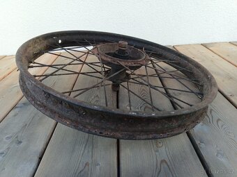 Přední kolo ČZ125/150c - 3