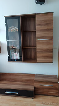 Obývací stěna + jídelní a konferenční stolek - 3