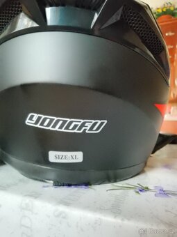 Helmu na motorku - 3