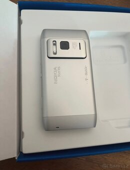 Nokia N8 – kompletní balení - 3