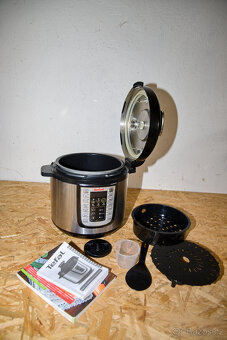 ELEKTRICKÝ MULTIFUNKČNÍ HRNEC TEFAL CY505E30 - 3