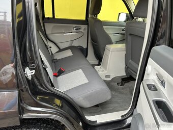 Jeep Cherokee 2.8 CRD 130 kW 4x4 - 3