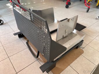 Vestavba - šuple do záchranářského vozu RV - 3