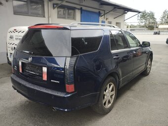 Cadillac SRX V8 4.6i bez LPG 4x4 - 3