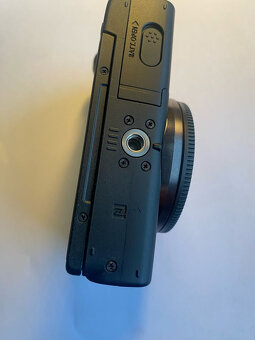 Canon EOS M100 - 3