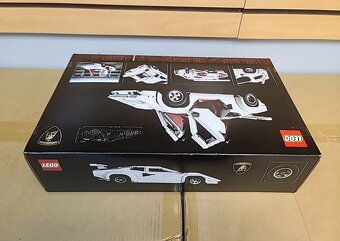 Zbrusu nové zapečetěné Lego 10337 Lamborghini Countach 5000 - 3