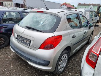 PEUGEOT 207 - 3