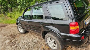FORD MAVERICK 3.0 V6 - 3