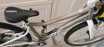 Dětské kolo Woom 5 zánovní stav + doplňky - 3