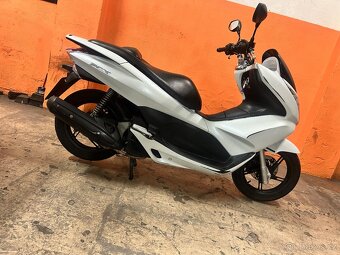 Honda PCX 125 -rok 2014 - 3