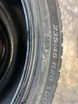 Zimní pneu 235/45 R20 100W - 3