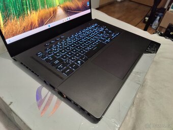 Herní notebook Asus Rog Zephyrus R9 RTX 3080 - 3