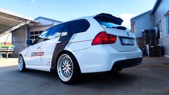 BMW e91 330d LCI - 3