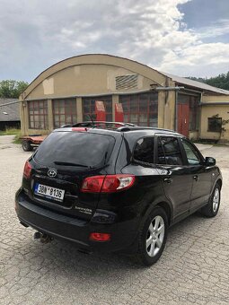 Hyundai Santa Fe - 3