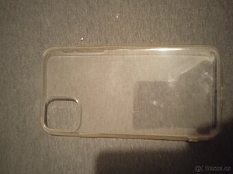 Prodám kryty na iPhone 11 - 3