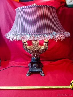 Lampy na prodej - petrolejové, na elektriku atd celkem 16 ks - 3