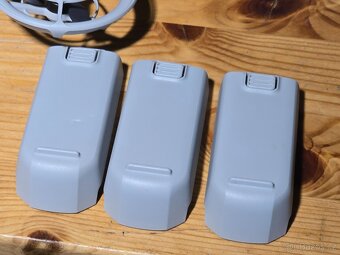 DJI NEO, 3 baterie, ovladač + 1 rok záruka a Care Refresh - 3
