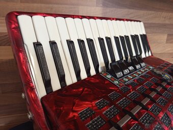 Akordeon (harmonika, heligonka) Weltmeister 80 - 3