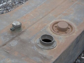 Nádrž na palivo (02) - 3