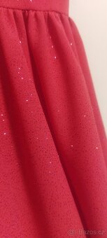 Šaty na ples nebo do tanečních vel.34 - 3