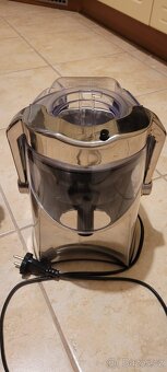 Odšťavňovač - DOMO - 3