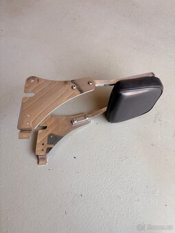 Opěrka Suzuki VZ 800 Marauder - 3