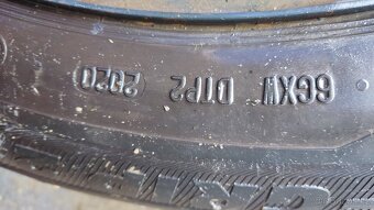 Prodám 2x zimní, celoroční kolo Kamiq Scala originál Škoda - 3