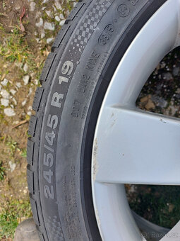 Prodám kola s disky 19" BMW - 3