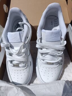 NIKE AIR FORCE 1 - 3