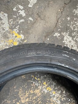 Prodám pneu 195/50 R15 82H - 3