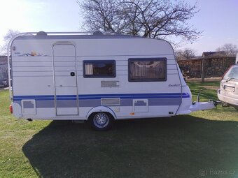 HOBBY 400SF č.740 pro 4. 1150 kg. Bojler. 100km/h. Rok 2002 - 3