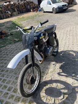 Čezeta Cross - 3