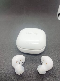 Bezdrátová sluchátka Samsung Galaxy Buds2 SM-R177 - 3