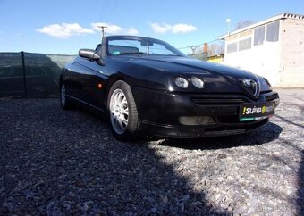 Alfa Romeo Spider 2.0 T.S. 114kW 213 000KM NOVÝ benzín - 3