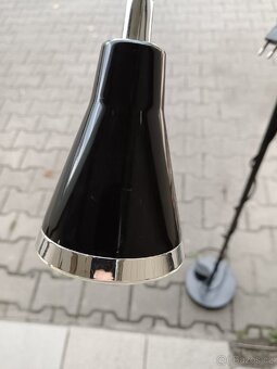 Stojací úsporná lampa led, nastavitelná do různých směrů. - 3