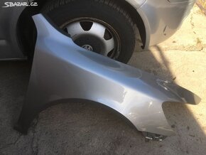 pravy blatník Škoda Octavia 2 facelift ,barva 9202 kapucino - 3