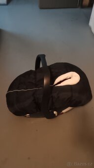 Autosedačka CYBEX "vajíčko" - 3