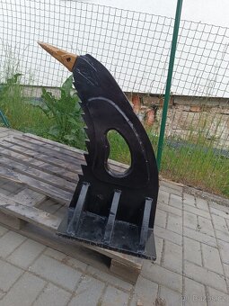 Rozryvaci trn - 3