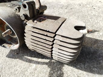 Motor Jawa Pionýr (s origo štítkem) - 3