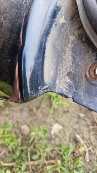 Páté vrata Bmw E61 na opravu - 3