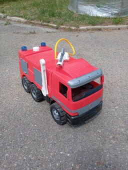 Auta - 3
